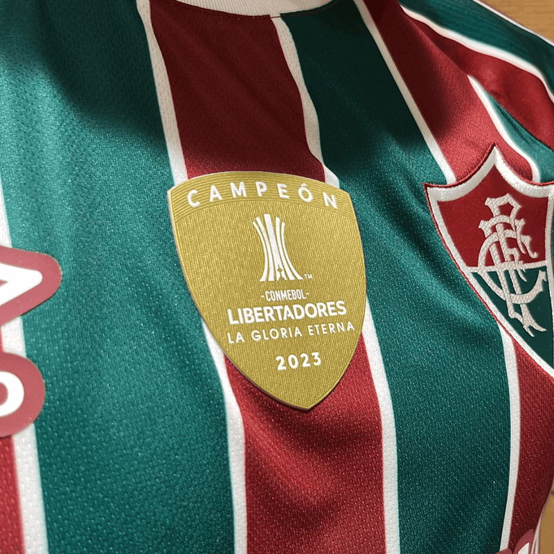 Camisa Masculina Fluminense I 2023/24 - Torcedor + Patchs Campeão Libertadores 2023