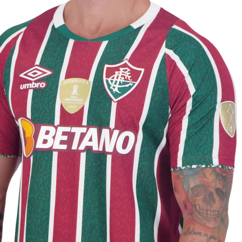 Camisa Masculina Fluminense I 2024/25 - Torcedor + Patchs Campeão Libertadores